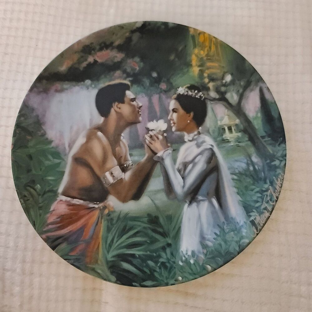 Knowles Fourth Collector's Plate From The King And I Movie We Kiss In The Shadow